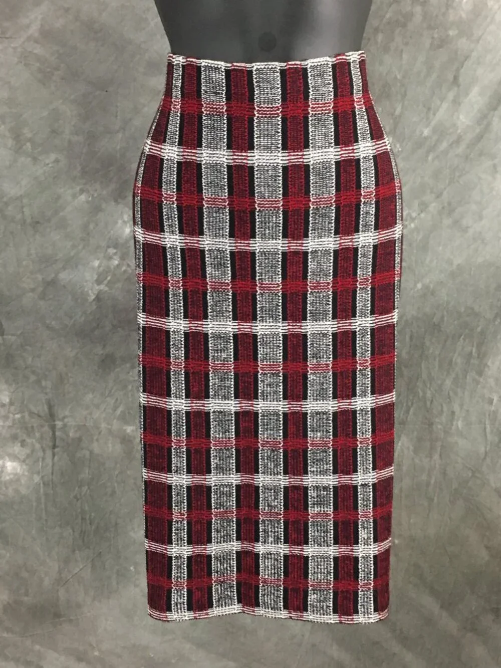 BEAUTIFUL St John collection knit red black white multi jacket skirt suit 10 12